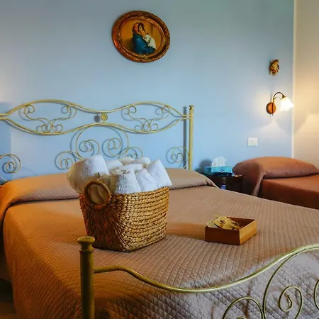 Demetra Bed & Breakfast *